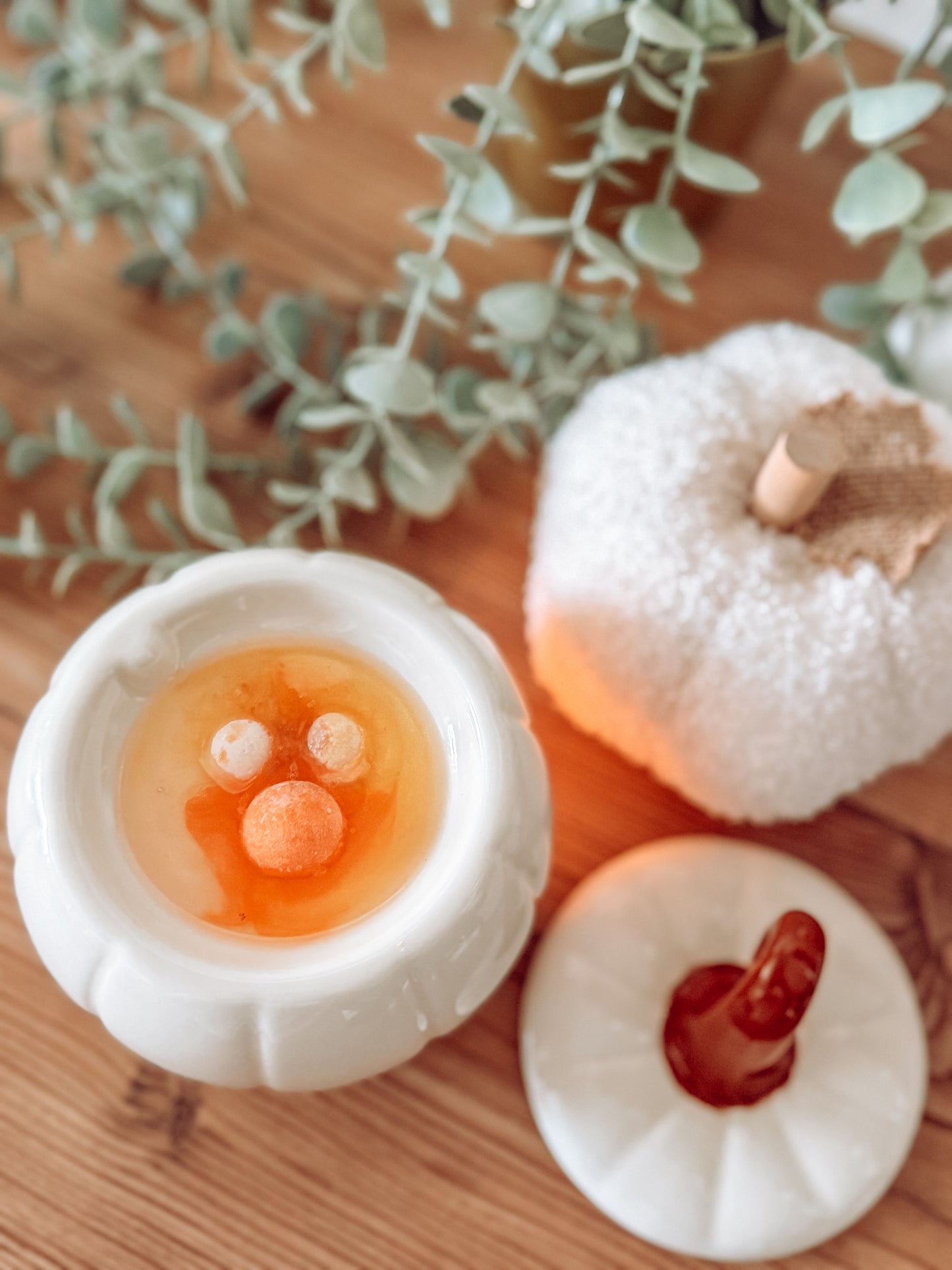Curly Pumpkin White – Stövchen für Duftwachs & Duftöl