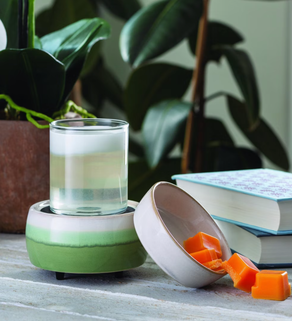 CANDLE WARMERS® 2 in1 Classic Duftlampe MATCHA LATTE creme/grün
