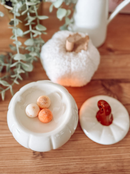 Curly Pumpkin White – Stövchen für Duftwachs & Duftöl